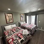 Mountain Trail Lodge And Vacation Rentals