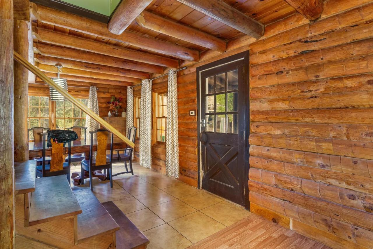 Mountain Trail And Vacation Oakhurst