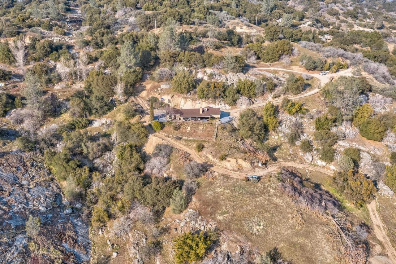 Lodge Mountain Trail And Vacation Oakhurst